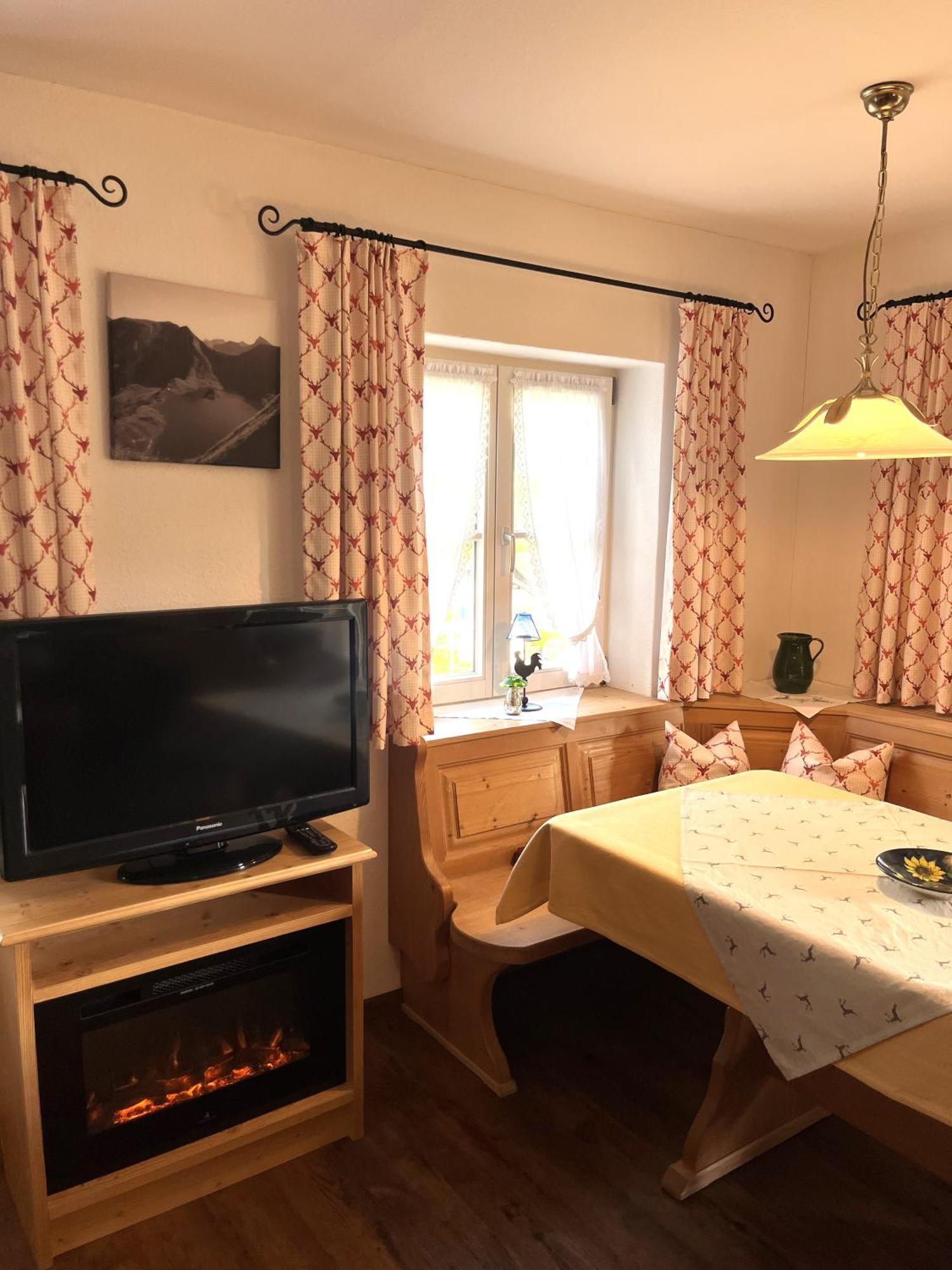 Ferienwohnung - Cafe Mali Bad Hindelang Zewnętrze zdjęcie